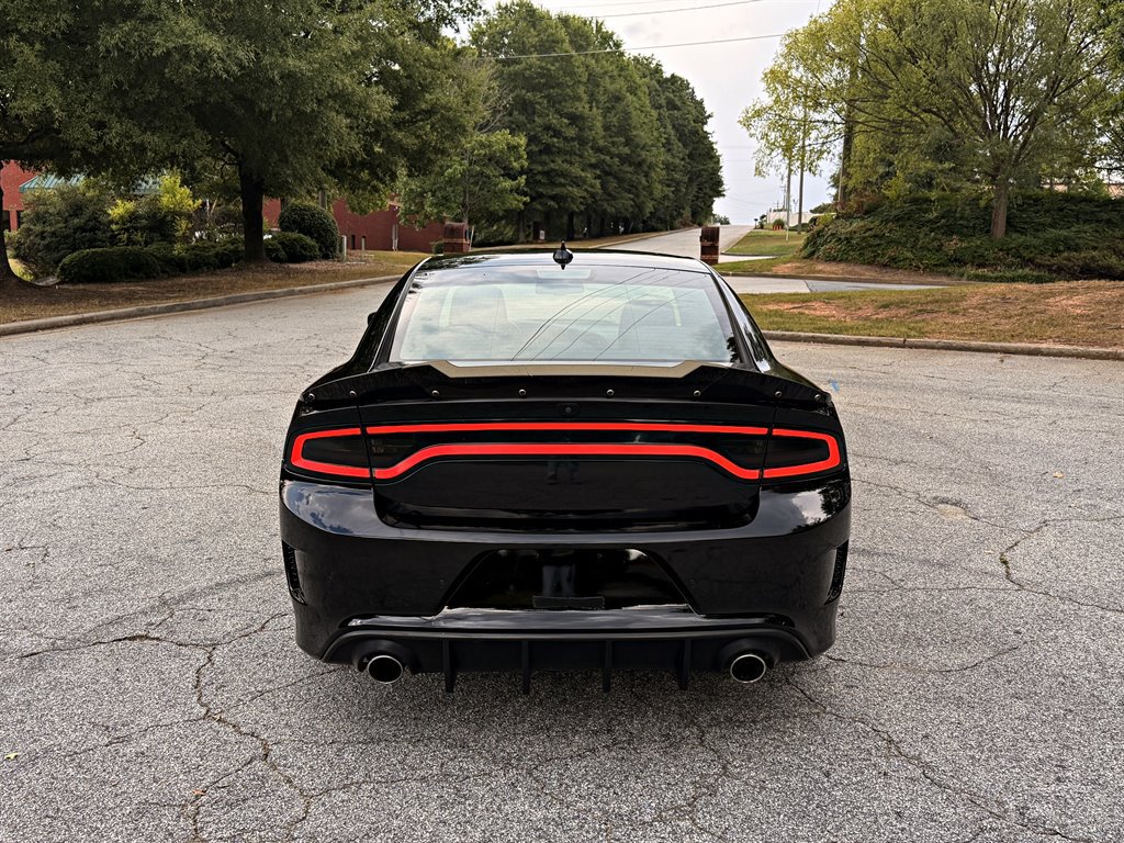 Used 2017 Dodge Charger R/T Scat Pack RWD image 6