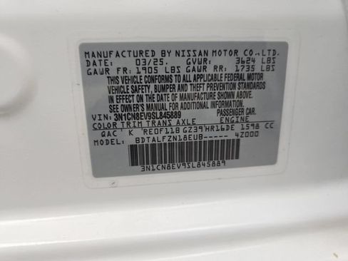 Used 2025 Nissan Versa SV w/ Trunk Package FWD image 34