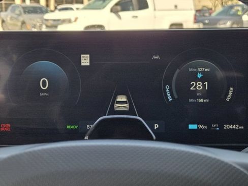 Certified 2025 Hyundai Ioniq 5 SE RWD image 15
