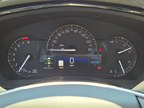 Used 2017 Cadillac XT5 Luxury FWD image 20