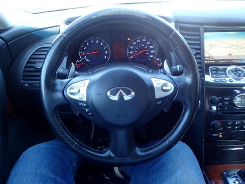 Used 2009 INFINITI FX35 AWD w/ Navigation Pkg image 16