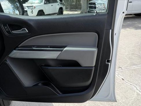 Used 2019 Chevrolet Colorado LT w/ LT Convenience Package AWD/4WD image 24