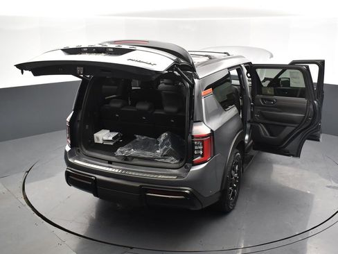 New 2026 Nissan Armada PRO-4X w/ Captain's Chari Seat Package image 35