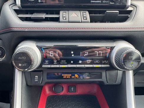 Used 2020 Toyota RAV4 TRD Off-Road image 23