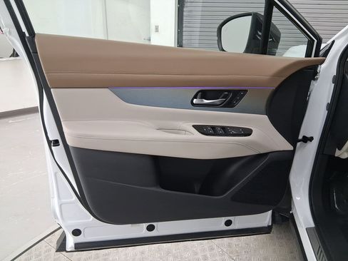 Used 2025 Nissan Murano Platinum w/ Cargo Package image 20