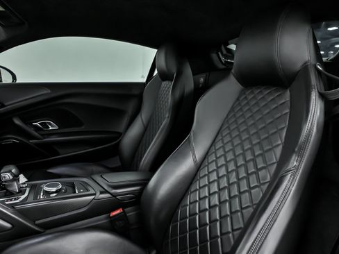 Used 2017 Audi R8 V10 image 26