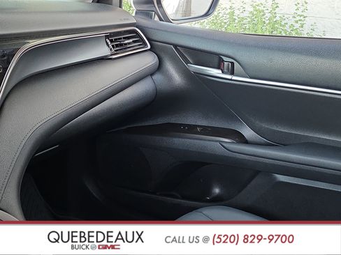 Used 2024 Toyota Camry SE image 21