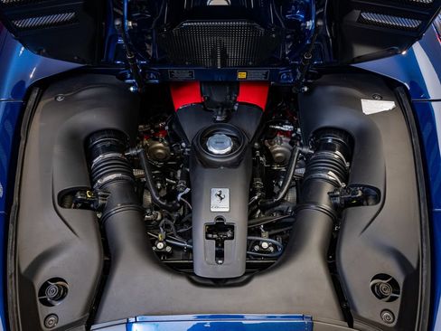Used 2022 Ferrari F8 Tributo RWD image 24