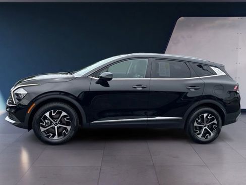 Certified 2023 Kia Sportage EX AWD/4WD image 2