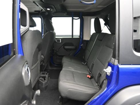 Used 2018 Jeep Wrangler Unlimited Sport AWD/4WD image 25