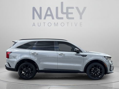Certified 2023 Kia Sorento SX FWD image 6