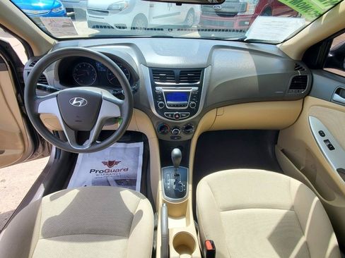 Used 2014 Hyundai Accent GLS FWD image 12