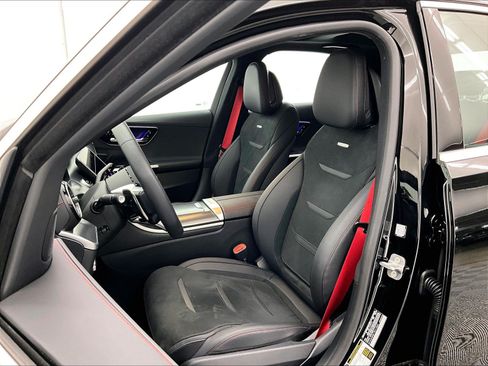 Used 2026 Mercedes-Benz C 43 AMG 4MATIC Sedan image 16