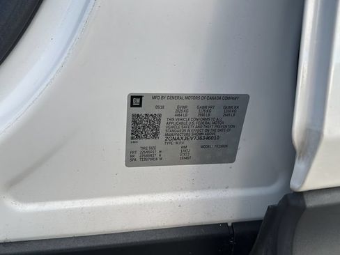 Used 2018 Chevrolet Equinox LT FWD image 33