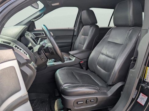 Used 2015 Ford Explorer Sport w/ Equipment Group 401A image 14