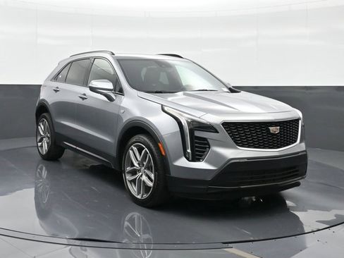 Certified 2023 Cadillac XT4 Sport FWD image 6