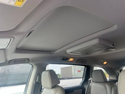 Used 2020 Honda Odyssey EX-L image 9