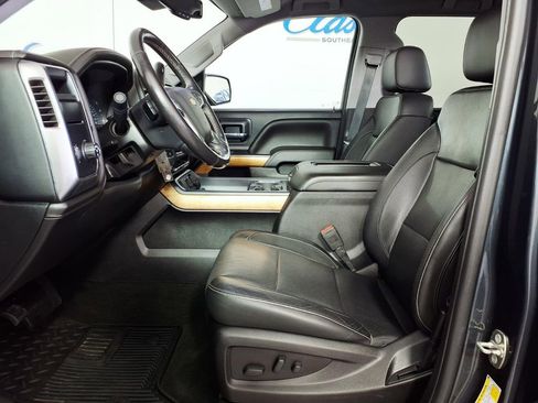 Used 2018 Chevrolet Silverado 1500 LTZ w/ Texas Edition RWD image 8