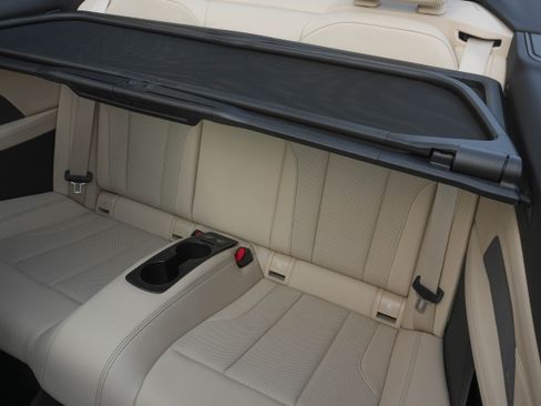 Used 2022 BMW 430i Convertible w/ Premium Package RWD image 38