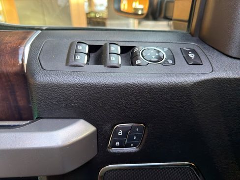 Used 2017 Ford F350 Platinum w/ Platinum Ultimate Package image 21