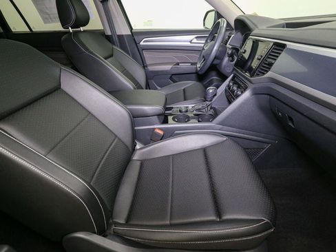 Certified 2023 Volkswagen Atlas SEL R-Line AWD/4WD image 23