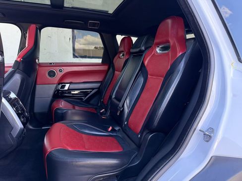 Used 2018 Land Rover Range Rover Sport SVR image 20