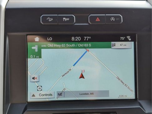 Used 2018 Ford F150 Lariat w/ Equipment Group 502A Luxury AWD/4WD image 16