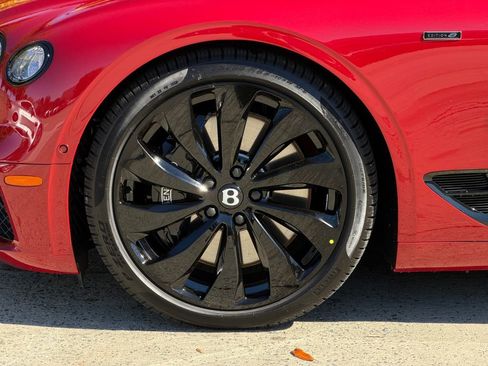 Used 2024 Bentley Continental GT V8 image 5