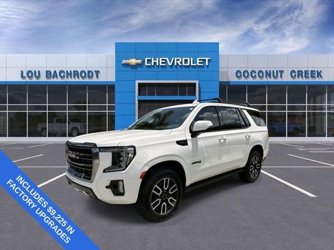 Used 2023 GMC Yukon AT4 w/ AT4 Premium Package AWD/4WD image 4