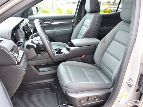 Used 2026 GMC Terrain AT4 w/ Technology Package II image 23