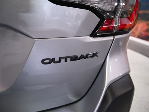 Used 2024 Subaru Outback Onyx Edition image 16