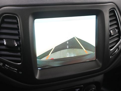 Used 2017 Jeep Compass Trailhawk w/ Leather Interior Group image 25