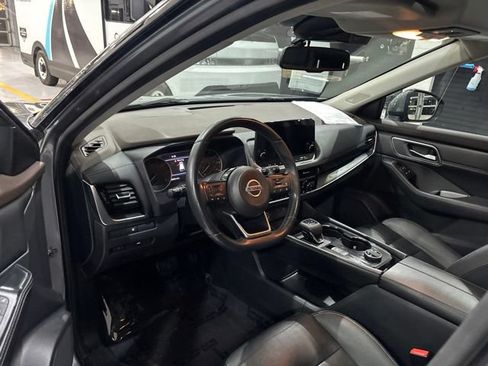 Used 2021 Nissan Rogue SL w/ Premium Package AWD/4WD image 10