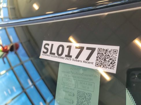 Certified 2025 Subaru Ascent Onyx Edition w/ Popular Package #2 image 26