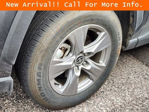 Used 2025 Toyota RAV4 XLE w/ Weather Package AWD/4WD image 9