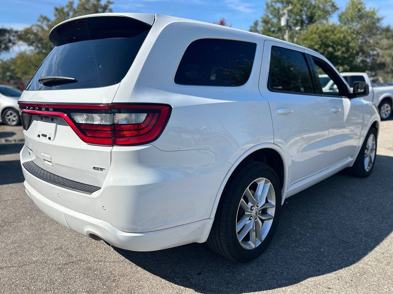Used 2025 Dodge Durango GT AWD/4WD image 5