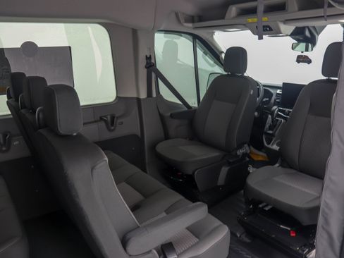 Used 2024 Ford Transit 350 XLT RWD image 21