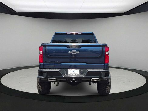 Used 2023 Chevrolet Silverado 1500 LT Trail Boss w/ Protection Package AWD/4WD image 7