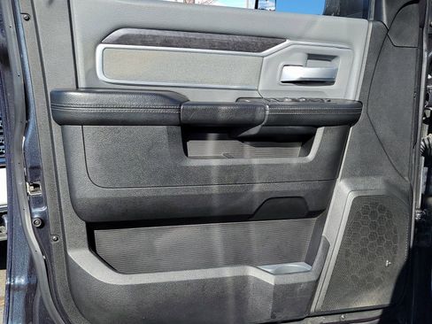 Used 2021 RAM 2500 Big Horn image 7