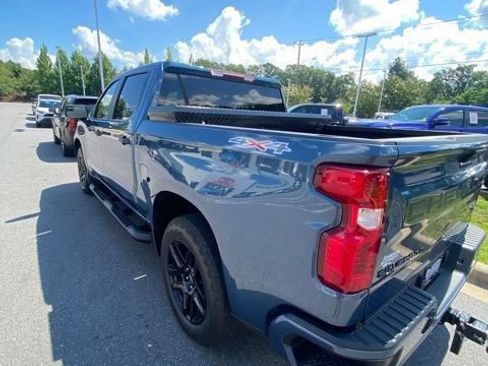 Used 2024 Chevrolet Silverado 1500 Custom w/ Turbomax Blackout Package AWD/4WD image 13
