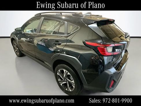 Used 2026 Subaru Crosstrek 2.5i Premium AWD/4WD image 5