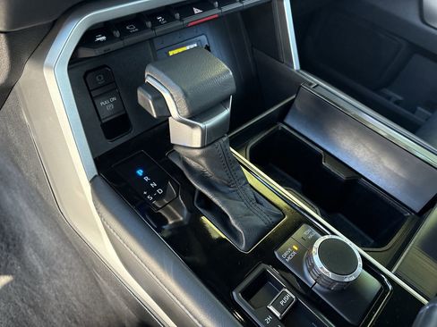 Used 2022 Toyota Tundra Platinum image 15