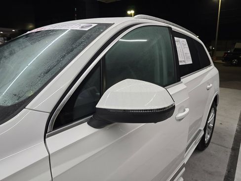 Used 2025 Audi Q7 3.0T Premium Plus image 11