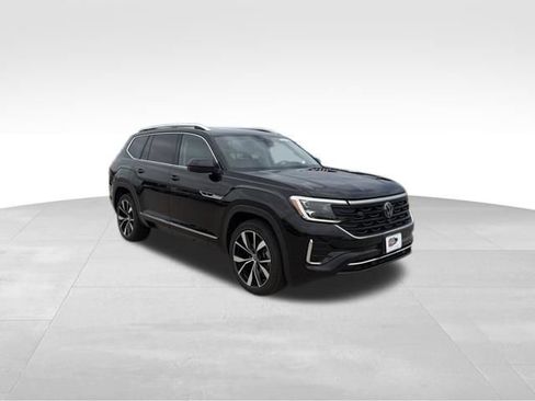 Used 2024 Volkswagen Atlas SEL Premium R-Line AWD/4WD image 7