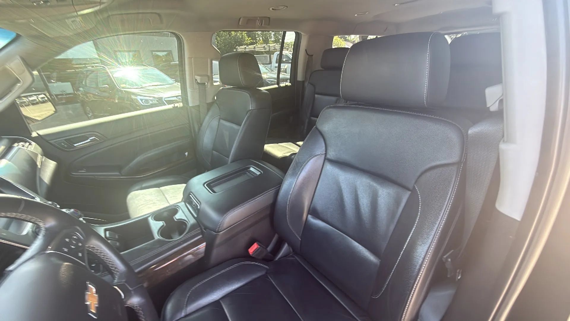 Used 2018 Chevrolet Suburban LT AWD/4WD image 16