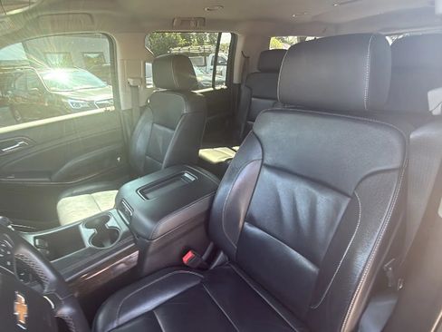 Used 2018 Chevrolet Suburban LT AWD/4WD image 16