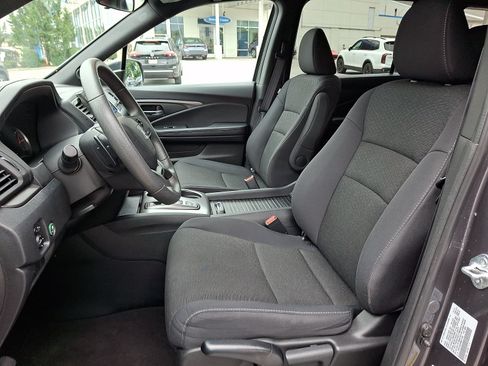 Used 2021 Honda Passport Sport image 13