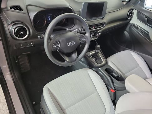 Used 2023 Hyundai Kona SEL FWD image 11