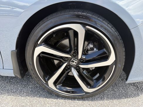 Used 2022 Honda Accord Sport image 22
