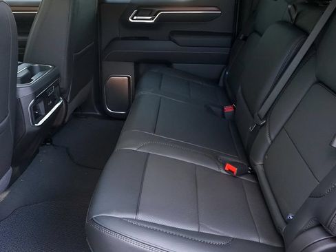 Used 2025 GMC Sierra 1500 Denali AWD/4WD image 23